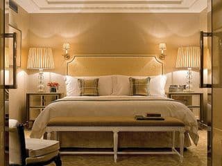 Four Seasons Hotel London at Park Lane - Photo 2
