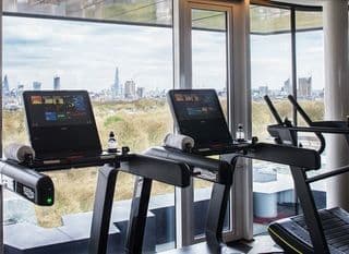 Four Seasons Hotel London at Park Lane - Photo 16