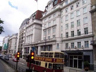 Four Seasons Hotel London at Park Lane - Photo 23