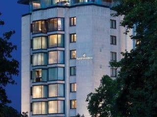 Four Seasons Hotel London at Park Lane - Photo 24