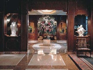 Four Seasons Hotel London at Park Lane - Photo 6