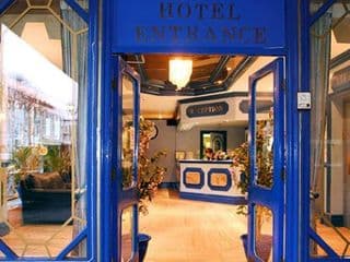 Hotel Lily - Photo 17