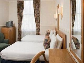 Berjaya Eden Park London Hotel