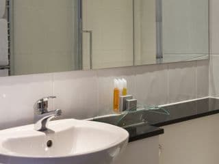 Berjaya Eden Park London Hotel - Photo 12