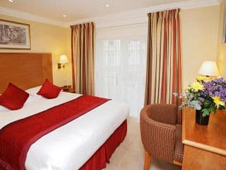 Byron Hotel