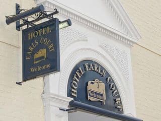 Earls Court Hotel - Photo 24