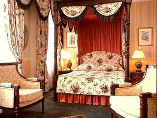 Gainsborough Hotel - Photo 2