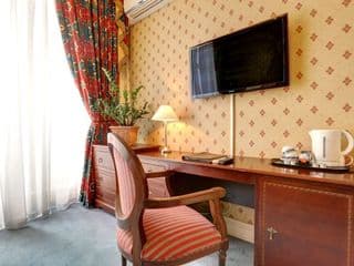 Gainsborough Hotel - Photo 5