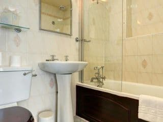 Gainsborough Hotel - Photo 10