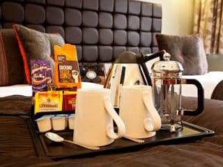 The Mad Hatter Hotel - Photo 13