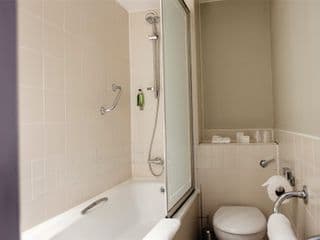 The Mad Hatter Hotel - Photo 7