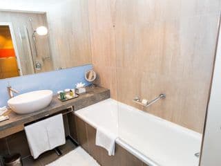 Hilton London Tower Bridge - Photo 10