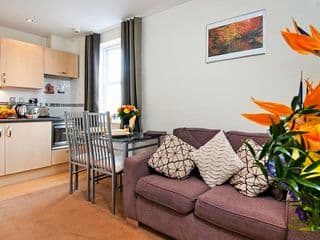 Grand Plaza Serviced Apartments - Photo 5