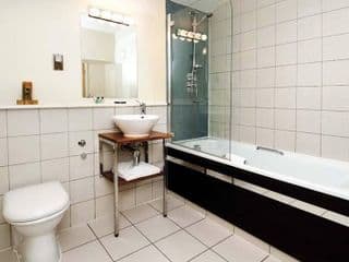 Grand Plaza Serviced Apartments - Photo 9