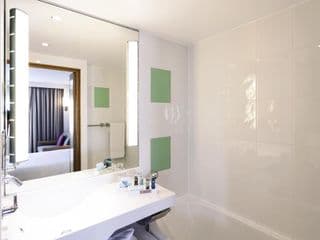 Novotel London West - Photo 10