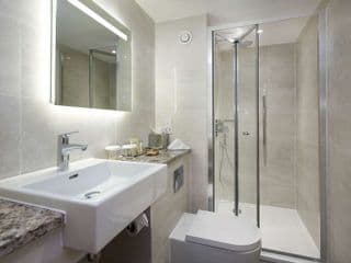 DoubleTree By Hilton London Excel - Photo 7