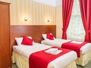 Avonmore Hotel - Photo 3