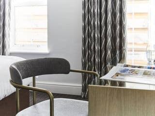 The Lodge Hotel - Putney - Photo 5