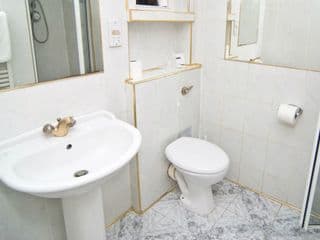 Maranton House Hotel Kensington - Photo 11