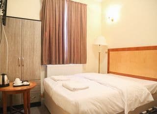 London Shelton Hotel - Photo 4