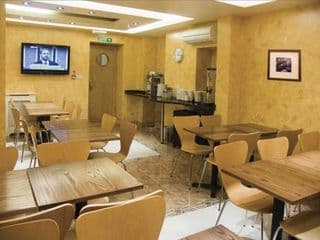 Kings Cross Inn Hotel - Photo 17