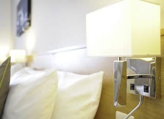 Kings Cross Inn Hotel - Photo 4