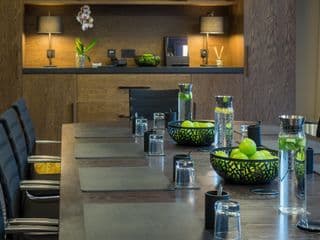 Hilton London Canary Wharf - Photo 12