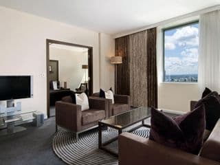 Hilton London Canary Wharf - Photo 5