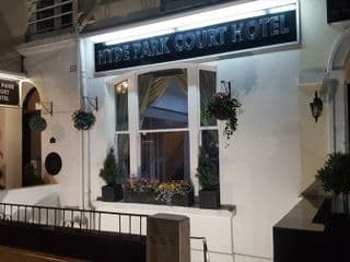 Hyde Park Court Hotel - Photo 15