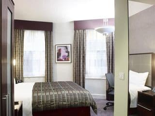 Club Quarters Hotel Trafalgar Square, London - Photo 3