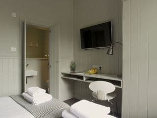 Georgian House Hotel - Photo 12