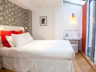 Georgian House Hotel - Photo 3