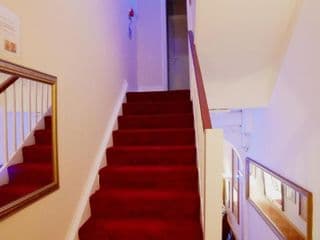 OYO Boston Court Hotel - Photo 16