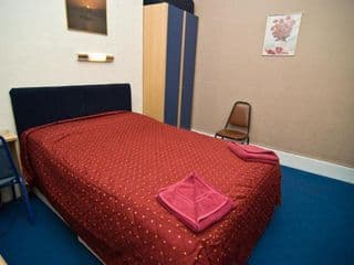 OYO Boston Court Hotel - Photo 3