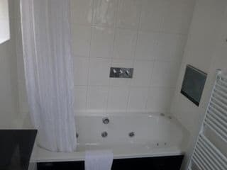 Bridge Park Hotel - Photo 13