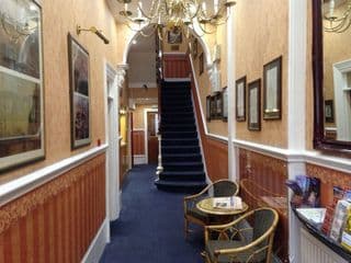 London Town Hotel - Photo 20