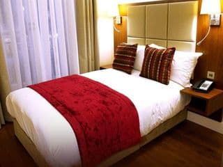 The Belgrave Hotel - Photo 2