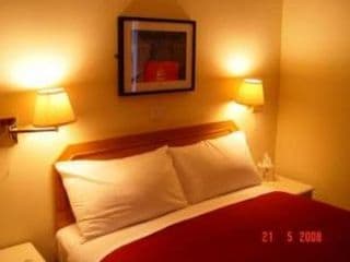Chiswick Lodge Hotel - Photo 8