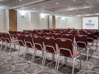 Hilton London Euston - Photo 16