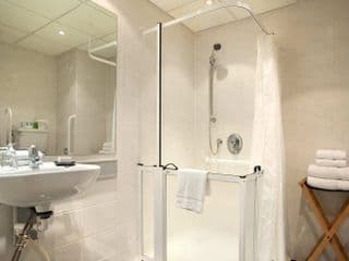 Hilton London Euston - Photo 10
