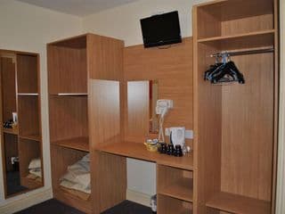 Carlton Hotel - Photo 12