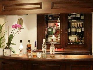 London Lodge Hotel - Photo 13