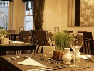 London Lodge Hotel - Photo 16