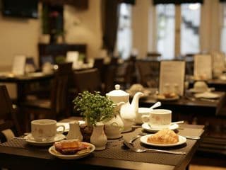 London Lodge Hotel - Photo 17