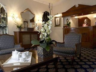 London Lodge Hotel - Photo 20
