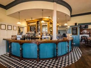 Bridge Hotel - Photo 12