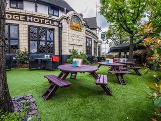 Bridge Hotel - Photo 21