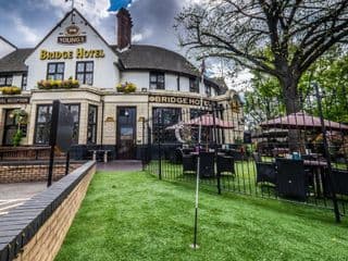 Bridge Hotel - Photo 23