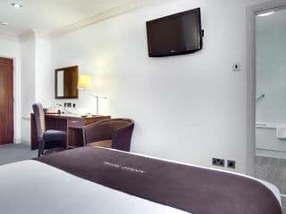 Apollo Hotel - Photo 16