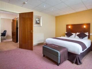 Apollo Hotel - Photo 4
